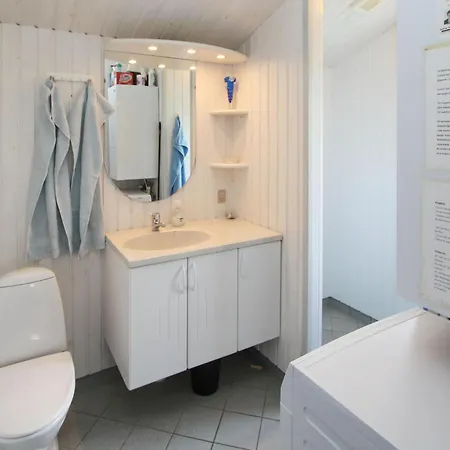 2 Bedroom Lovely In Samso