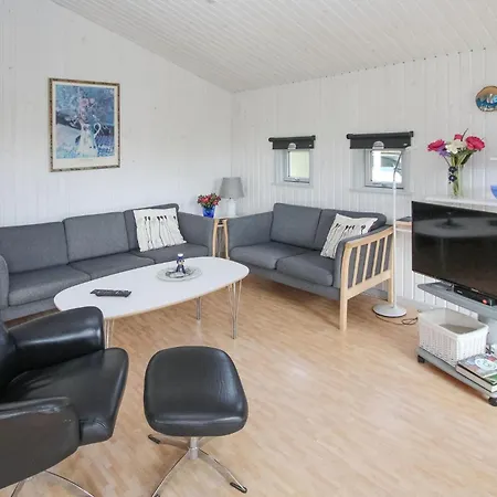 Holiday home Amazing In Samso With House Sea View *