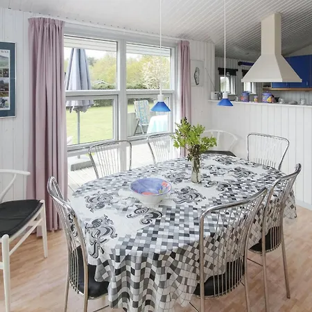 2 Bedroom Lovely In Samso Samsø